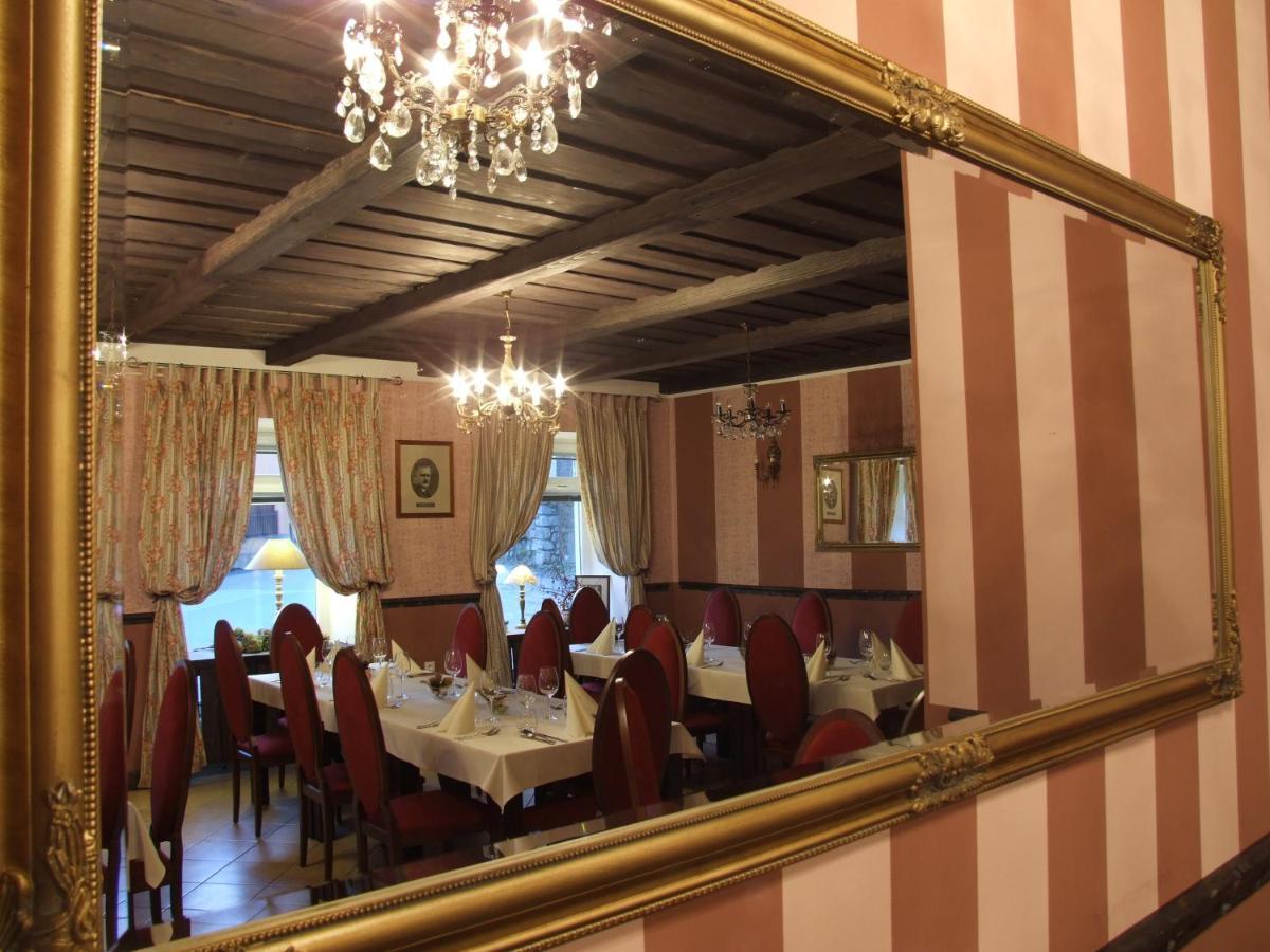Rooms & Restaurant Ostarija Доленьске-Топлице Экстерьер фото